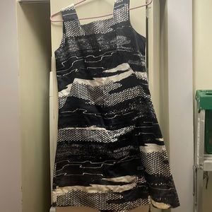 Super fun black and white dress